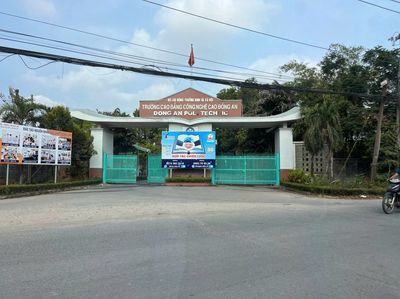 TUYỂN NAM NỮ ĐÓNG GÓI SUẤT ĂN SÂN BAY LƯƠNG TUẦN