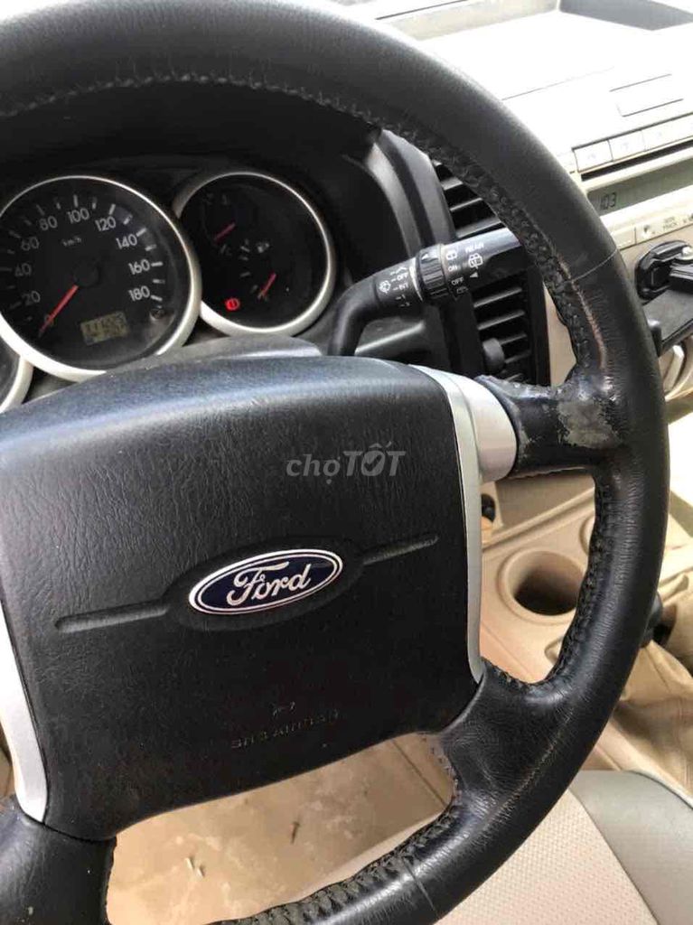 Ford Everest 2010 2.5L 4x4 MT - 190000 km. Mua bán Ô tô tại Quận Đống Đa Hà Nội được đăng bởi .Nguyễn ĐứcDuẩn hình 1