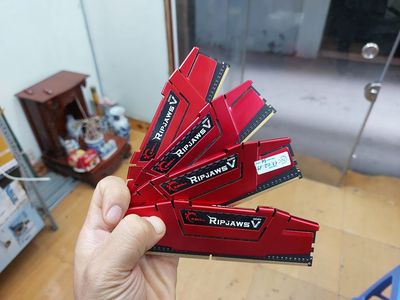 Ram Gskill RipJaws 8Gb DDR4 tản thép đỏ, bóc máy. Mua bán Linh kiện (RAM, Card...) tại Quận Đống Đa Hà Nội được đăng bởi Hoàng Tiến