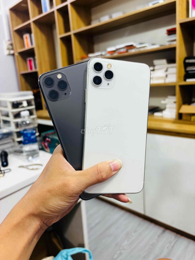 Apple iPhone 11 Pro Max 256GB Xám. Mua bán Điện thoại tại Quận Liên Chiểu Đà Nẵng được đăng bởi Nam quốc Mobile hình 1
