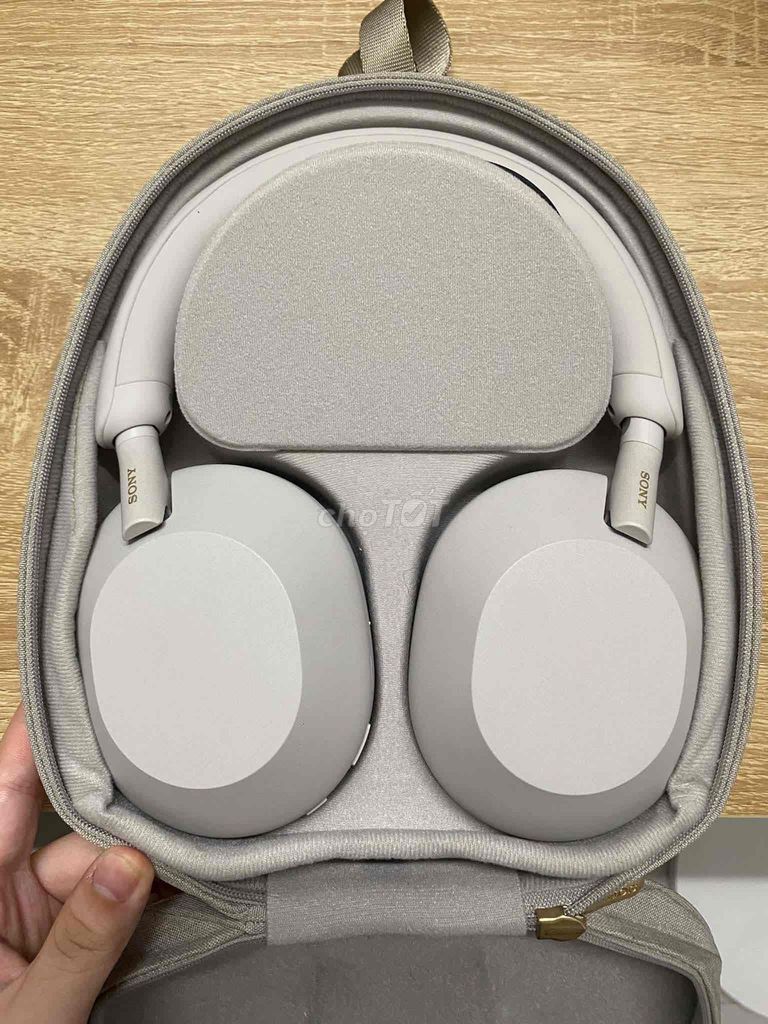 Tai nghe Sony WH1000-XM5 Bạc còn BH dài tới 4.2027. Mua bán Tivi, Âm thanh tại Quận Tân Phú Tp Hồ Chí Minh được đăng bởi Dương Nguyễn hình 1
