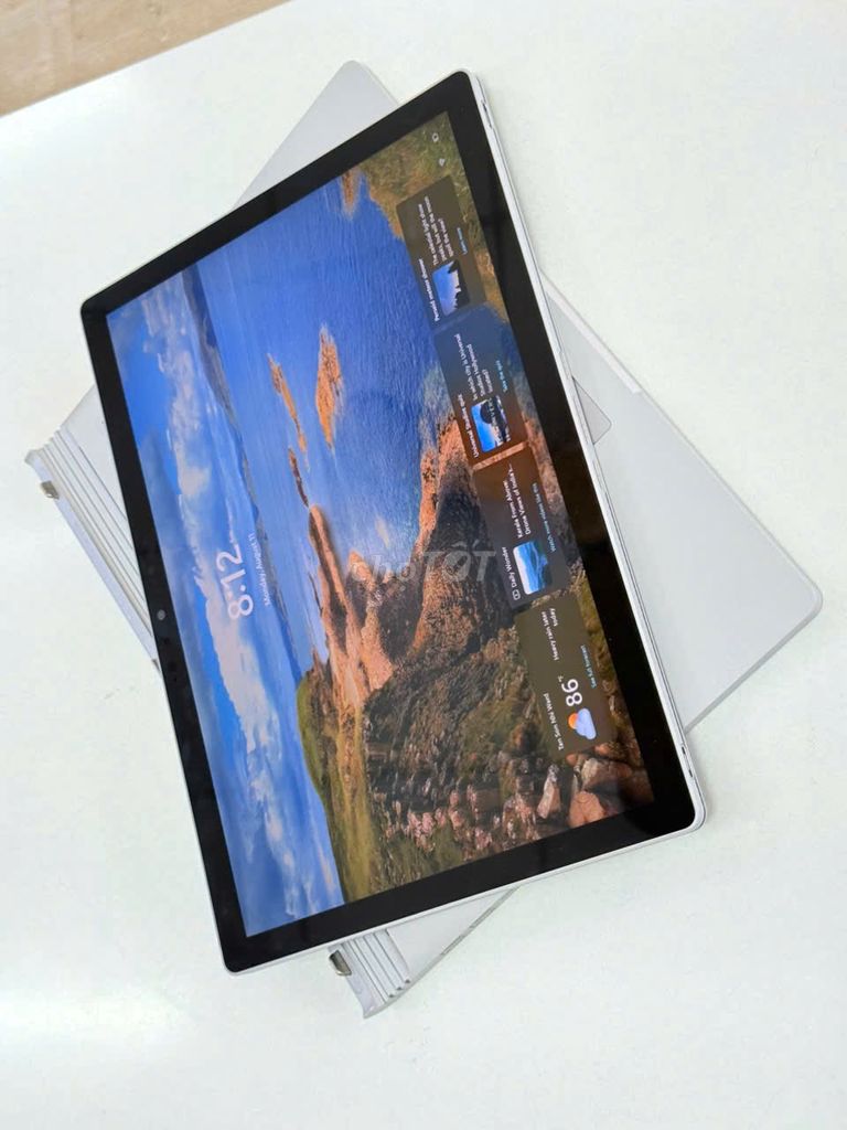 Surface Book 2 15" i7 16GB/256GB/GTX 1060/3K Touch. Mua bán Laptop tại Quận Bình Thạnh Tp Hồ Chí Minh được đăng bởi Nhật Minh Laptop hình 1