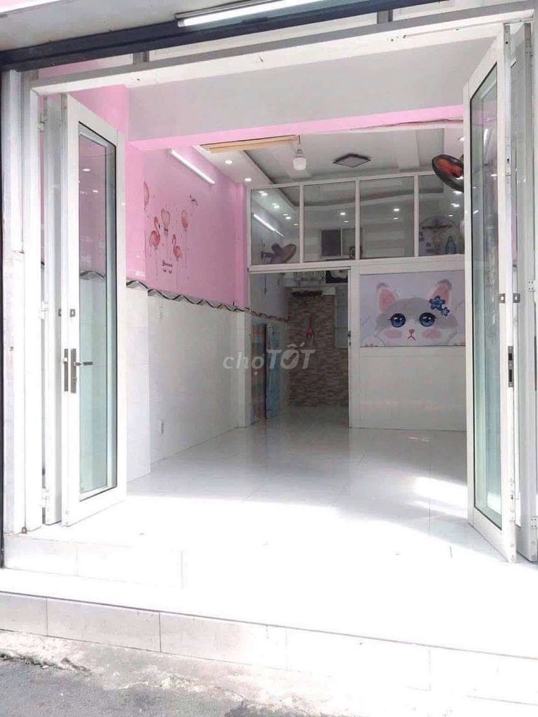 Аренда · 1 комн. · 38 м² · Quận 3, ул. Đường Trần Văn Đang