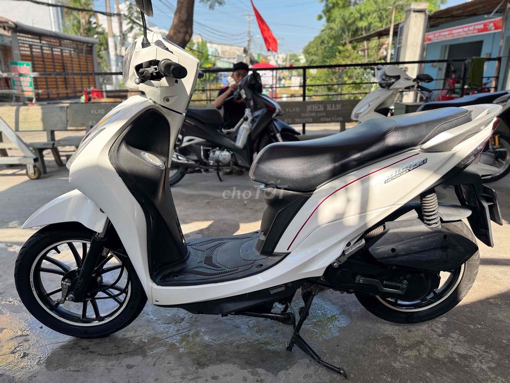 Kynco Candy hermosa 50cc đk 2022 xe đẹp zin. Mua bán Xe máy tại Quận Bình Tân Tp Hồ Chí Minh được đăng bởi Hữu Trung hình 4