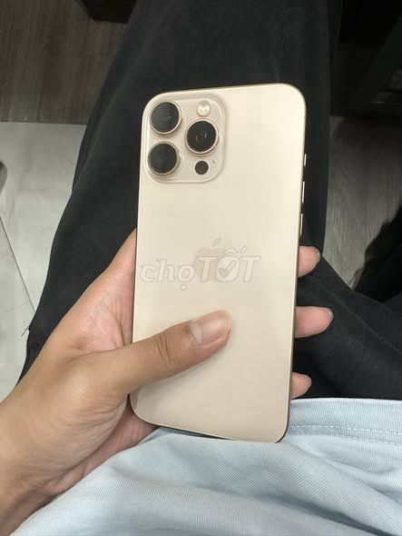 Apple 16 Pro Max 256GB Vàng. Mua bán Điện thoại tại Quận Ba Đình Hà Nội được đăng bởi Hội Đồ Điện Tử hình 1