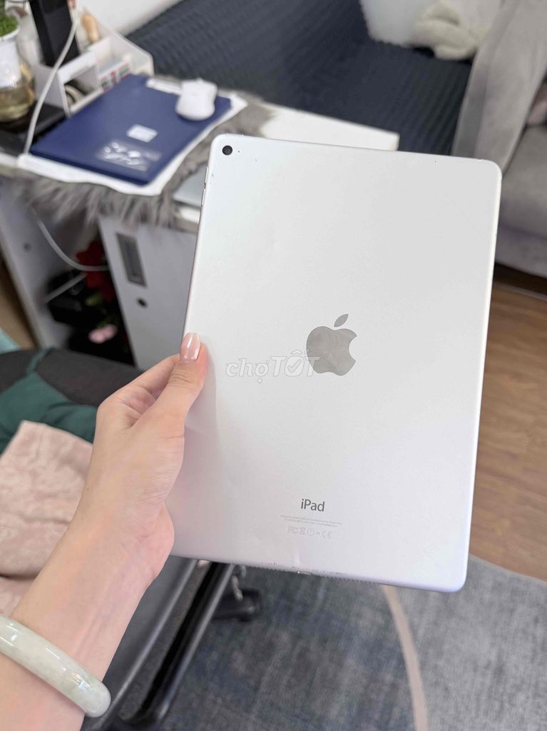 Apple iPad Air 2 9.7 inch 64GB Bạc Quốc Tế Mỹ LL/A. Mua bán Máy tính bảng tại Quận 8 Tp Hồ Chí Minh được đăng bởi CA REM BÁN TÁO hình 1