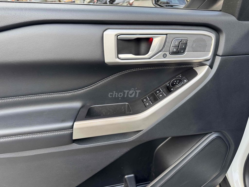 CẦN BÁN FORD EXPLODER 2.3 LIMITED LĂN BÁNH 2024. Mua bán Ô tô tại Quận Bắc Từ Liêm Hà Nội được đăng bởi Mr PHÁT THÁI HÀ AUTO hình 14