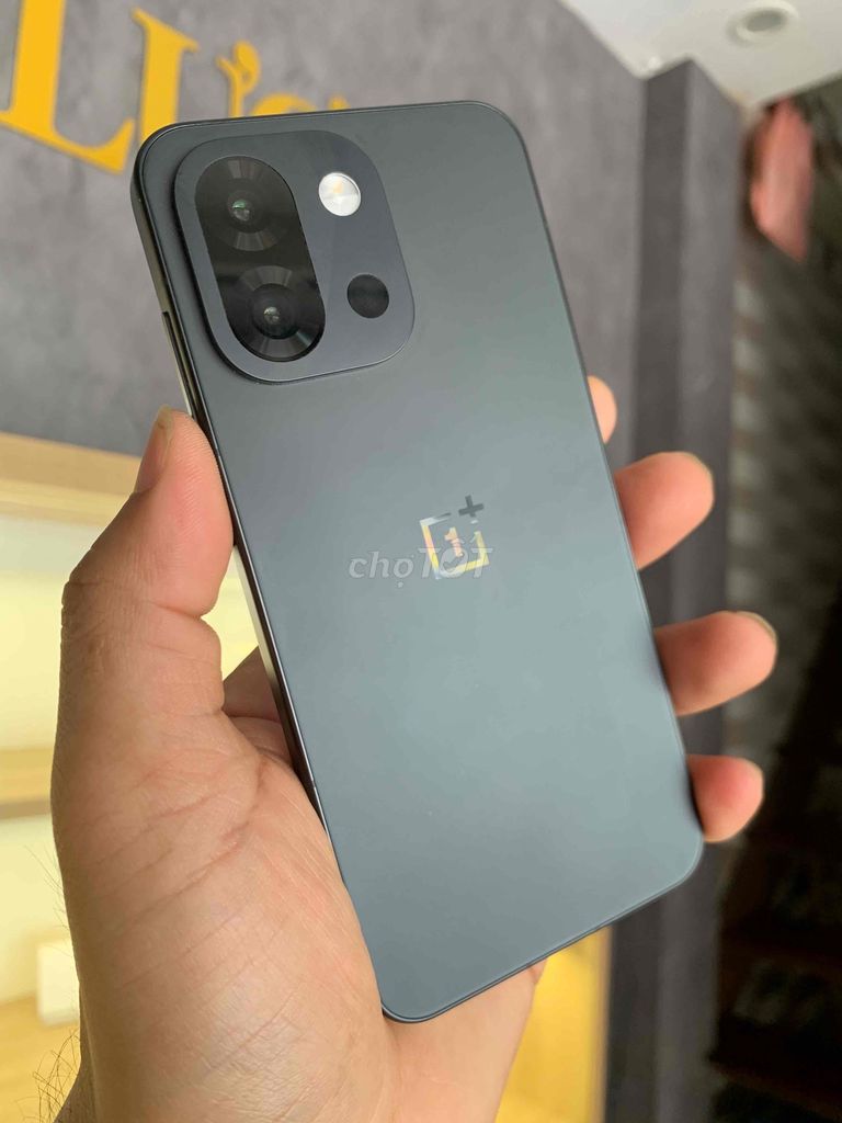 OnePlus 13T 256GB đẹp 99% SHIP COD. Mua bán Điện thoại tại Quận Ninh Kiều Cần Thơ được đăng bởi shop một chín tám tám hình 1