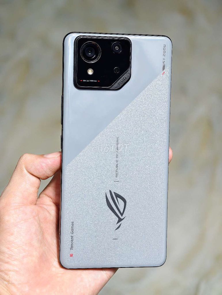 ROG Phone 8 16GB/256GB Xám máy trần lưu ảnh . Mua bán Điện thoại tại Thành phố Thủ Đức Tp Hồ Chí Minh được đăng bởi NANI MOBILE hình 1