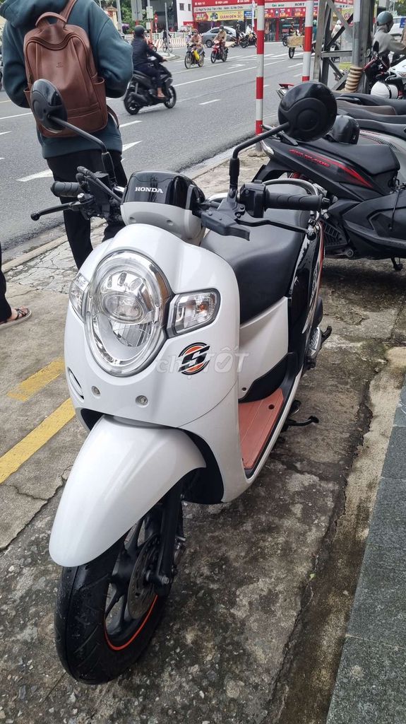 Bán lại xe ga honda scoopi 2020