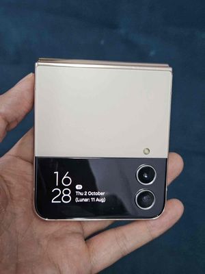 cần bán zflip 4 bản vn 256gb. Mua bán Điện thoại tại Quận Thanh Xuân Hà Nội được đăng bởi Trình Lê Bá