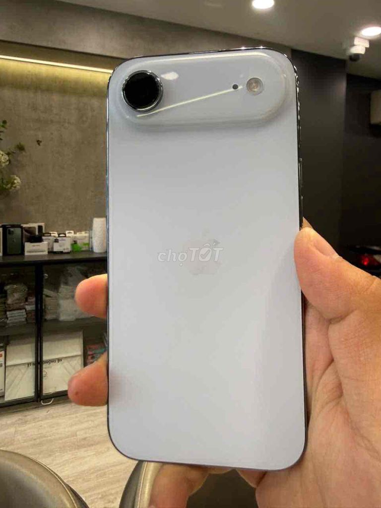 Apple iPhone Air 256GB Xanh Like New Zp/a Sạc 116L. Mua bán Điện thoại tại Quận 8 Tp Hồ Chí Minh được đăng bởi CA REM BÁN TÁO hình 1