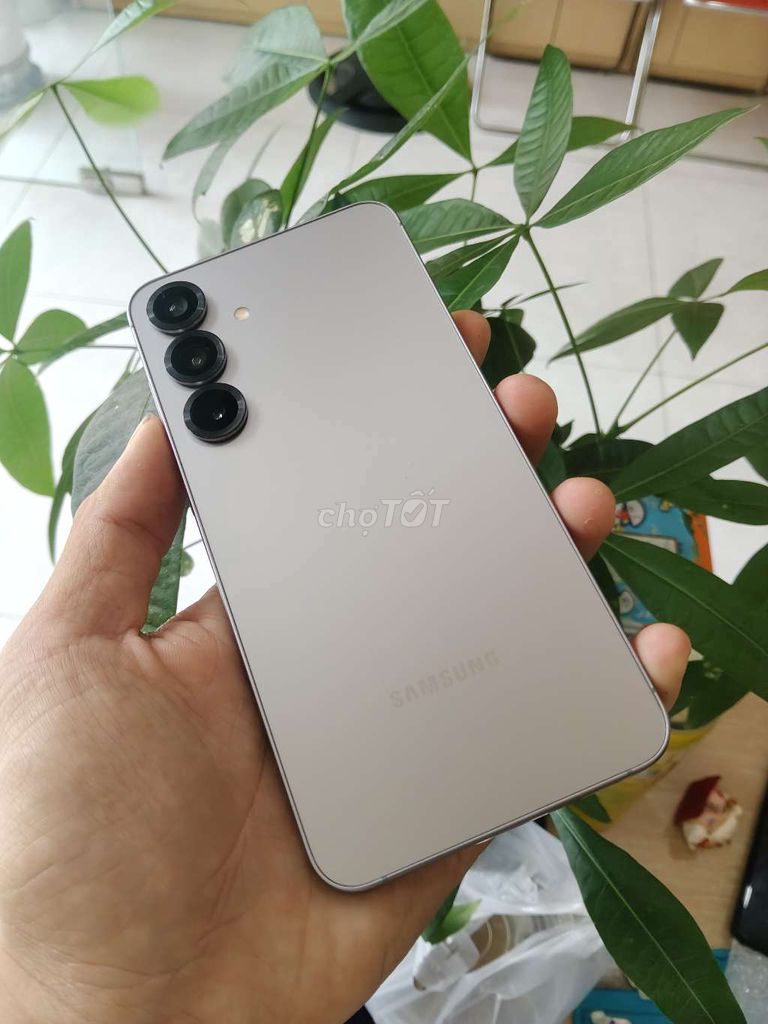 S25 Plus Zin Keng Áp giá iu 😘. Mua bán Điện thoại tại Quận Hải Châu Đà Nẵng được đăng bởi MiPhone hình 1