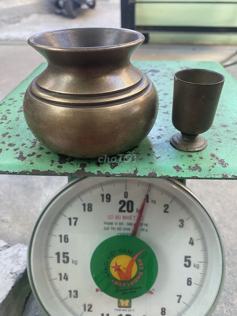 2 món đồ trầu xưa dày nặng giá 850 k. Mua bán Đồ sưu tầm, đồ cổ tại Thành phố Thủ Dầu Một Bình Dương được đăng bởi T H D Bao hình 1