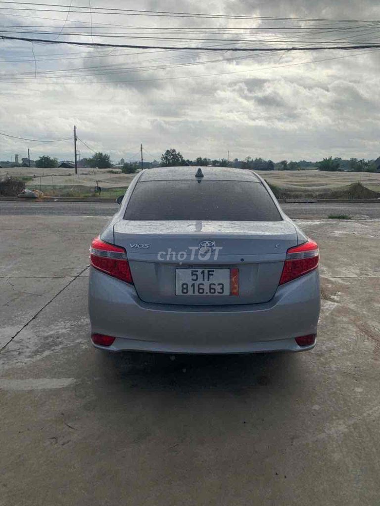 Toyota Vios 2014 серебристый механическая КПП 166.055 км