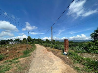 Nhà vườn 1 sào 6 thực tế. Mua bán đất tại Huyện Đắk Hà Kon Tum được đăng bởi Mỹ Hiền 