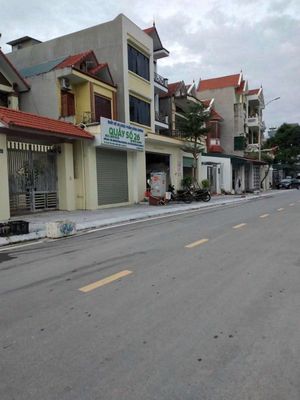 CHÍNH CHỦ BÁN LÔ ĐẤT MẶT TIỀN ĐƯỜNG EC HÙNG THẮNG - TRỤC ĐƯỜNG DU LỊCH. Mua bán đất tại Thành phố Hạ Long Quảng Ninh được đăng bởi Tanbinh99