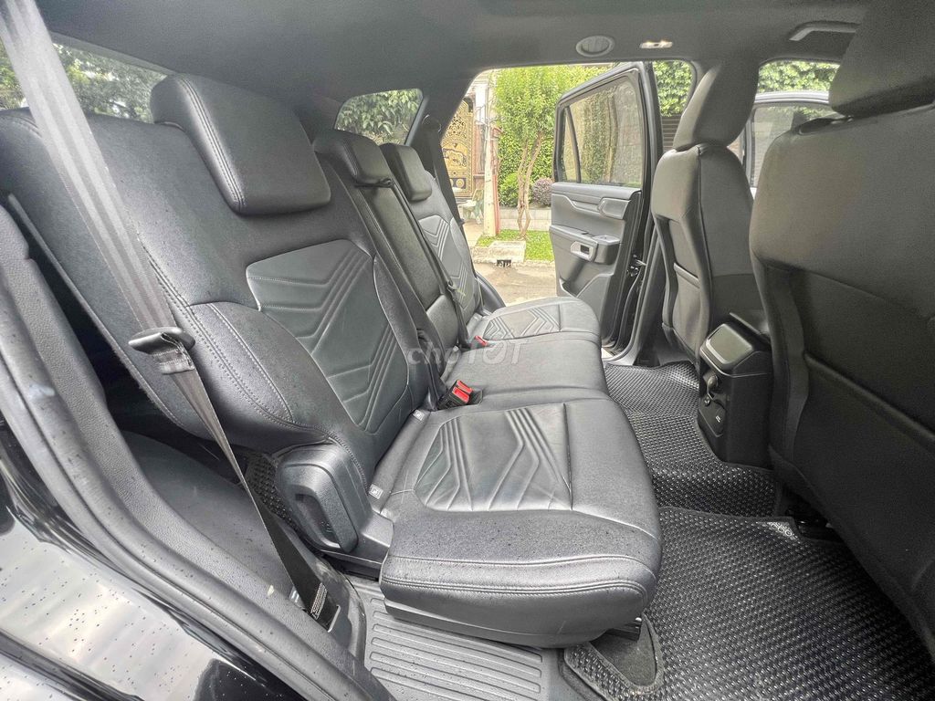 Everest Titanium 2023 4x4 - có thương lượng mạnh. Mua bán Ô tô tại Quận 12 Tp Hồ Chí Minh được đăng bởi Toàn Thắng Xe Ford  hình 12