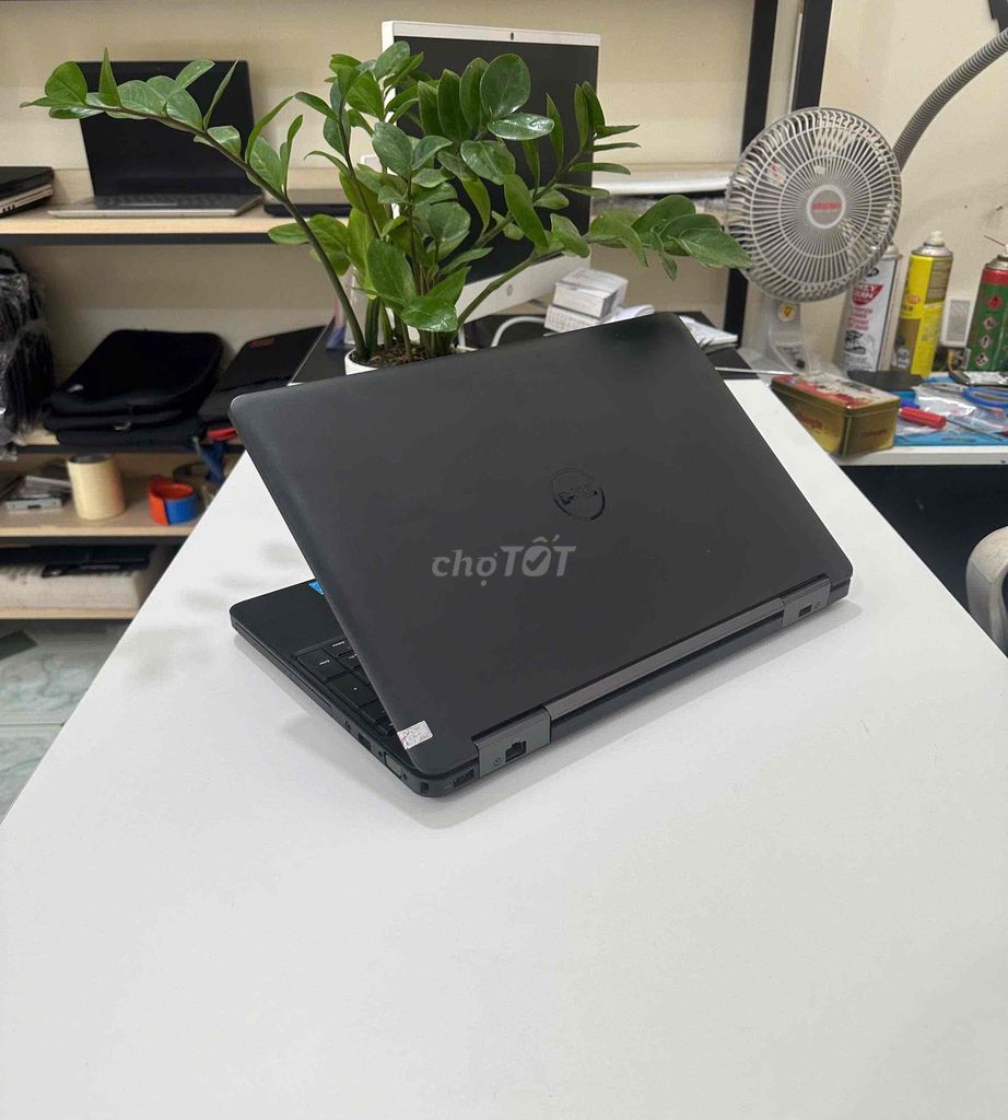 Dell Latitude 5540 I5 Ram 8G SSD 256G MH 15.6”. Mua bán Laptop tại Quận Phú Nhuận Tp Hồ Chí Minh được đăng bởi LAPTOP BÁCH KHOA hình 1