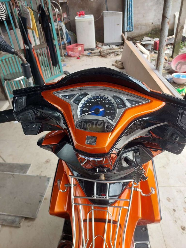 Honda Airblade mắt cú 2015 Cam đen