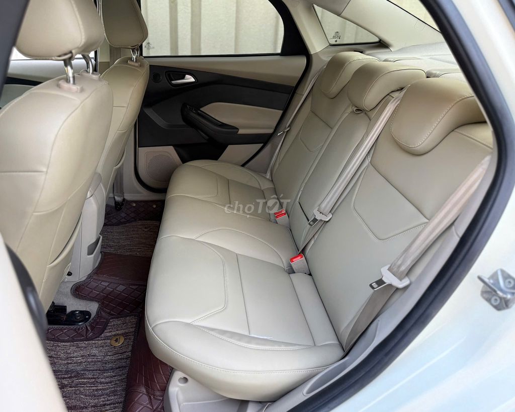 Ford Focus Titanium 2018 Trắng. Mua bán Ô tô tại Quận Bắc Từ Liêm Hà Nội được đăng bởi Lê Đức Dũng hình 7