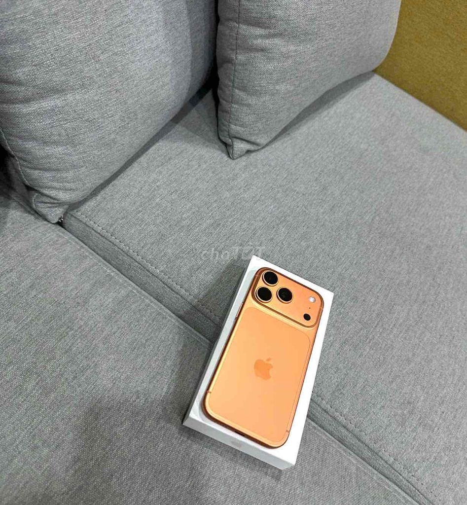 Apple 17 Pro Max 2TB Vàng đồng. Mua bán Điện thoại tại Quận 3 Tp Hồ Chí Minh được đăng bởi Nam Á Mobile hình 1