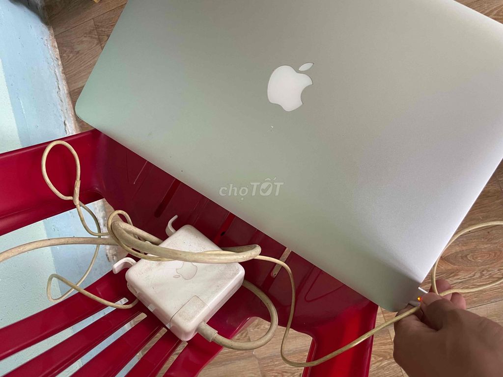 Bán XÁC macbookpro. Mua bán Laptop tại Huyện Xuyên Mộc Bà Rịa - Vũng Tàu được đăng bởi Võ Triết hình 1