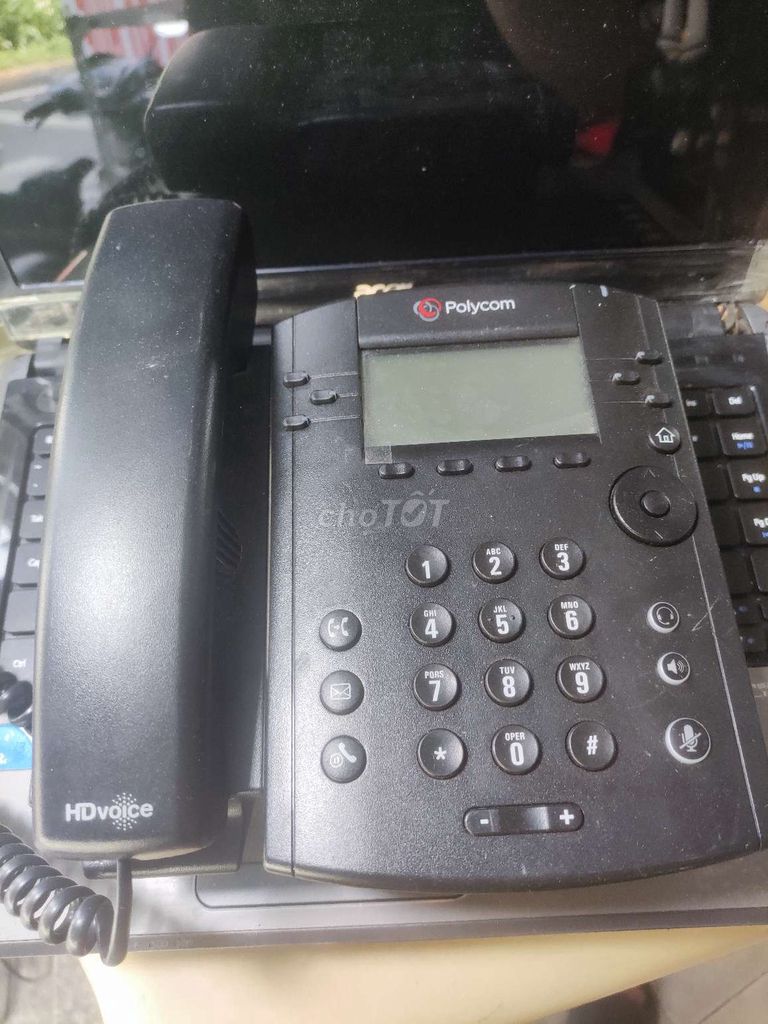 Tl bàn văn phòng của polycom dt rất đẹp 250k