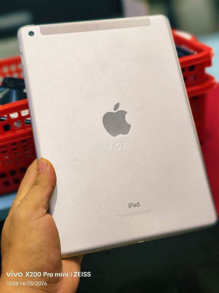 Apple iPad Gen 6 32GB zin đẹp full. Mua bán Máy tính bảng tại Quận Tân Bình Tp Hồ Chí Minh được đăng bởi Táo Bán Lổ hình 1