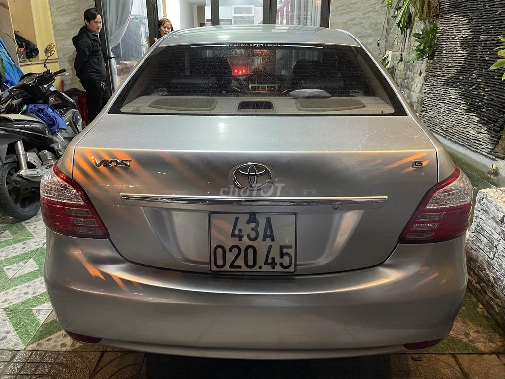 Toyota Vios G 2011 số tự động màu bạc. Mua bán Ô tô tại Quận Cẩm Lệ Đà Nẵng được đăng bởi Nguyễn Đức Trưởng hình 9