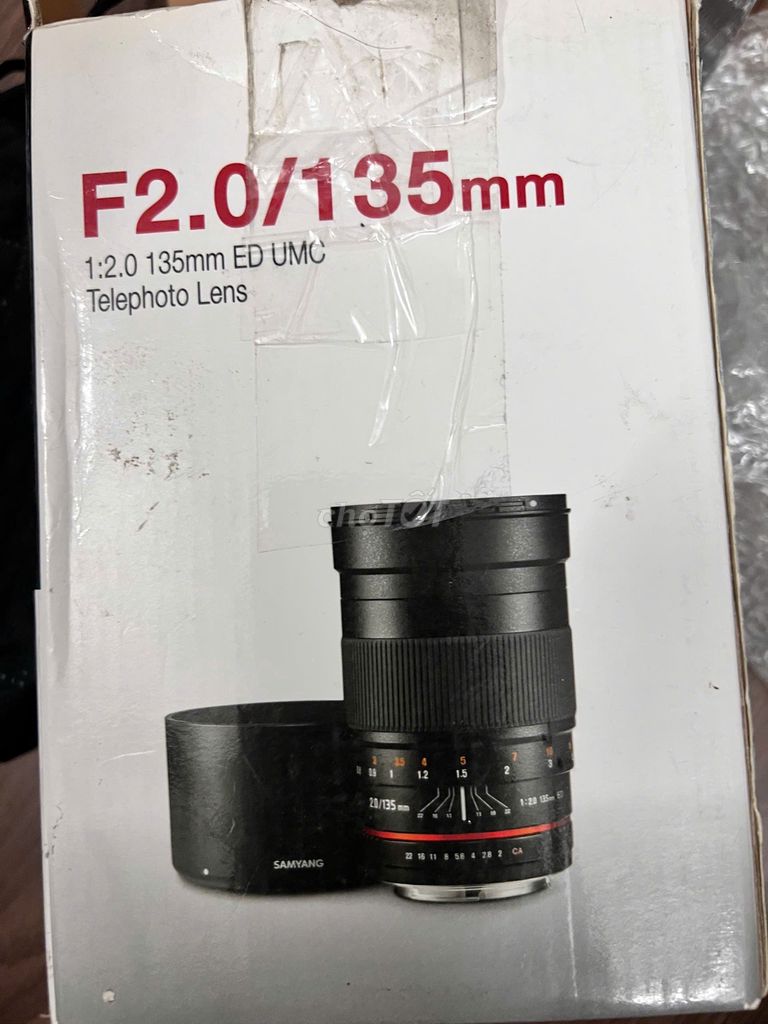 Lens Samyang F2.0/135mm ED UMC