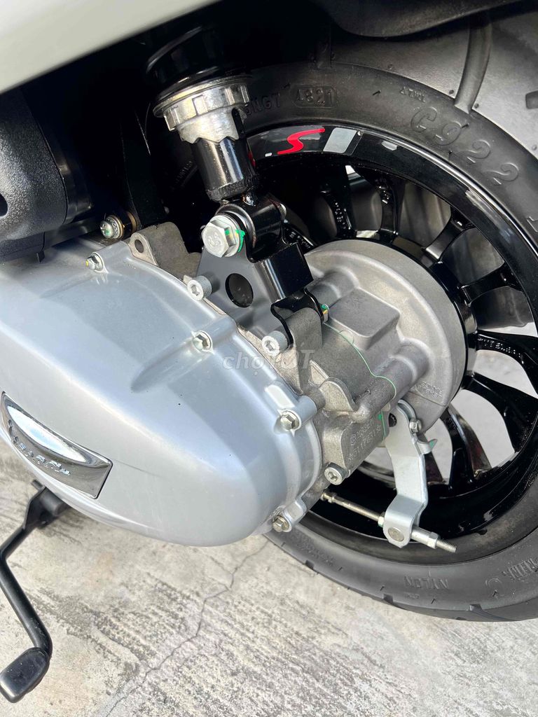 Vespa Sprint 125ABS odo 4000 cây Cực Đẹp (trả góp). Mua bán Xe máy tại Huyện Lai Vung Đồng Tháp được đăng bởi Cửa Hàng Xe Gắn Máy PHONG uy tín hình 6