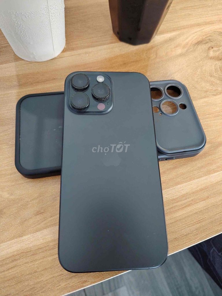 Apple iPhone 16 Pro Max 256GB Đen 93% BH 3 tháng. Mua bán Điện thoại tại Thị xã Kiến Tường Long An được đăng bởi MR lag hình 1