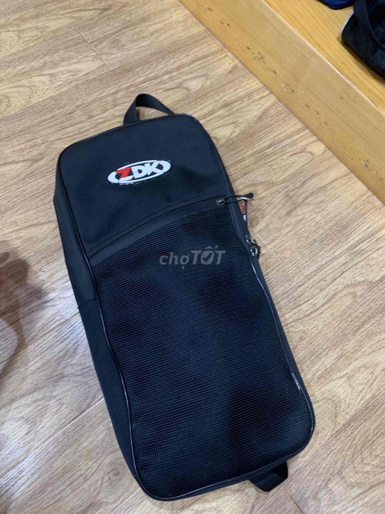 Túi xách Vải Đen Unisex Mới. Mua bán Túi xách tại Quận Đống Đa Hà Nội được đăng bởi Nguyễn Tùng Dương hình 1