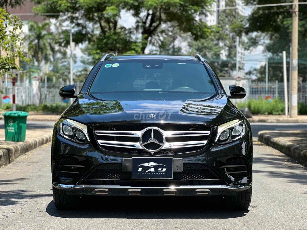 Mercedes Benz GLC300 4Matic 2019 - 60000 km