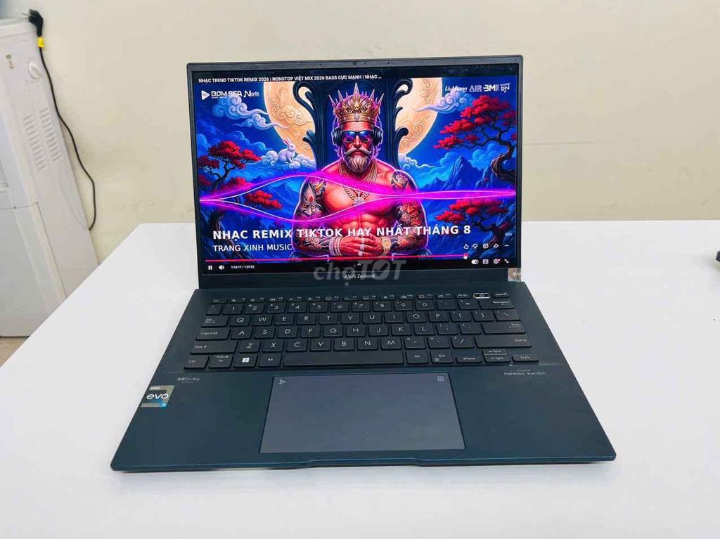 ASUS ZenBook UX3402ZA i5-1240P 14 inch 8GB/256GB Xanh đen Like New. Mua bán Laptop tại Quận Thanh Xuân Hà Nội được đăng bởi Hội Đồ Điện Tử hình 1