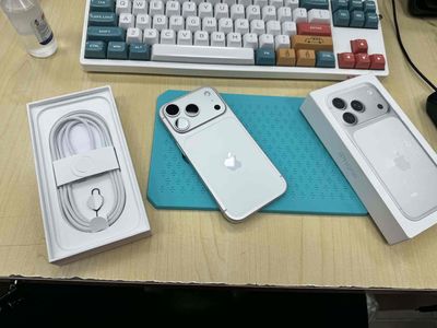 Apple iPhone 17 Pro 256GB Bạc Mới