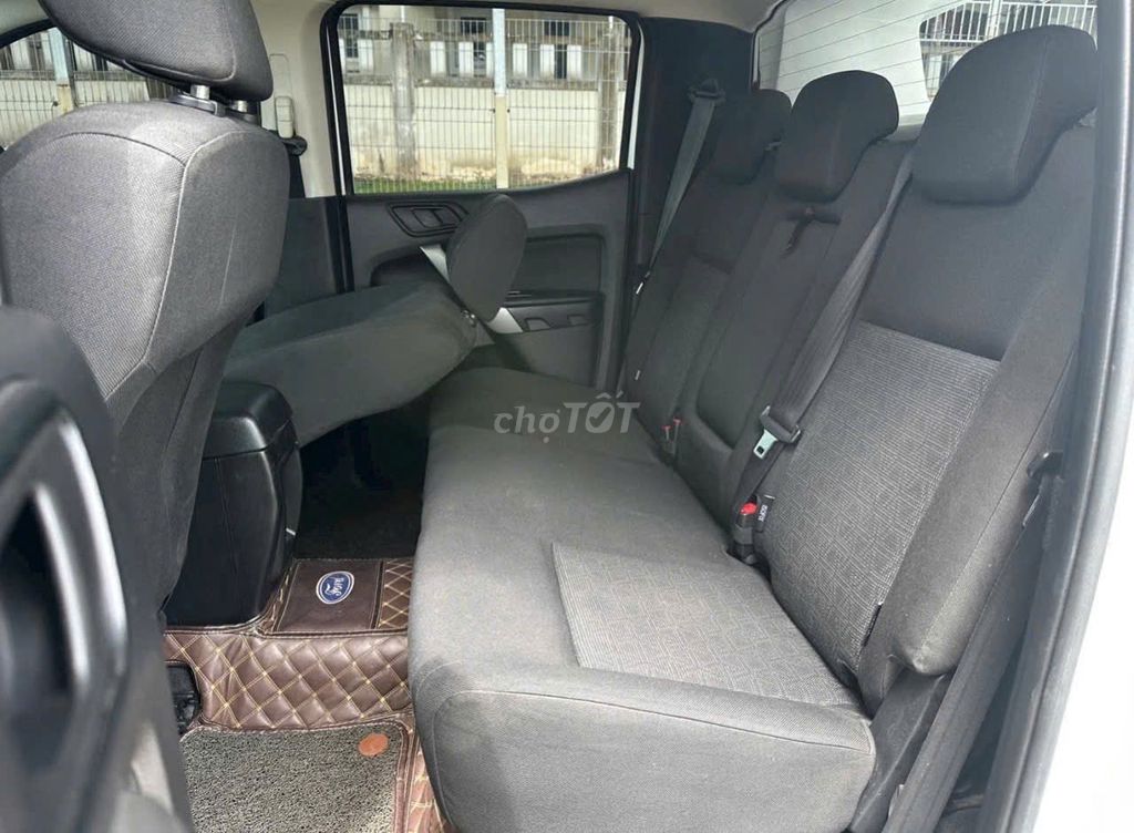Ford Ranger 2020 XLS 2.2L 4x2 AT. Mua bán Ô tô tại Thành phố Thủ Dầu Một Bình Dương được đăng bởi CHỢ Ô TÔ AN SƯƠNG hình 10