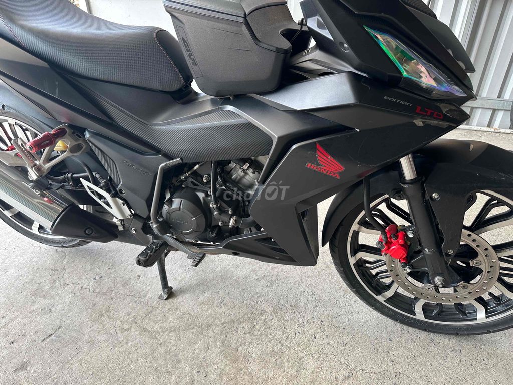 Bán xe chính chủ mua từ đầu. Mua bán Xe máy tại Huyện Bến Lức Long An được đăng bởi dũng trần hình 11