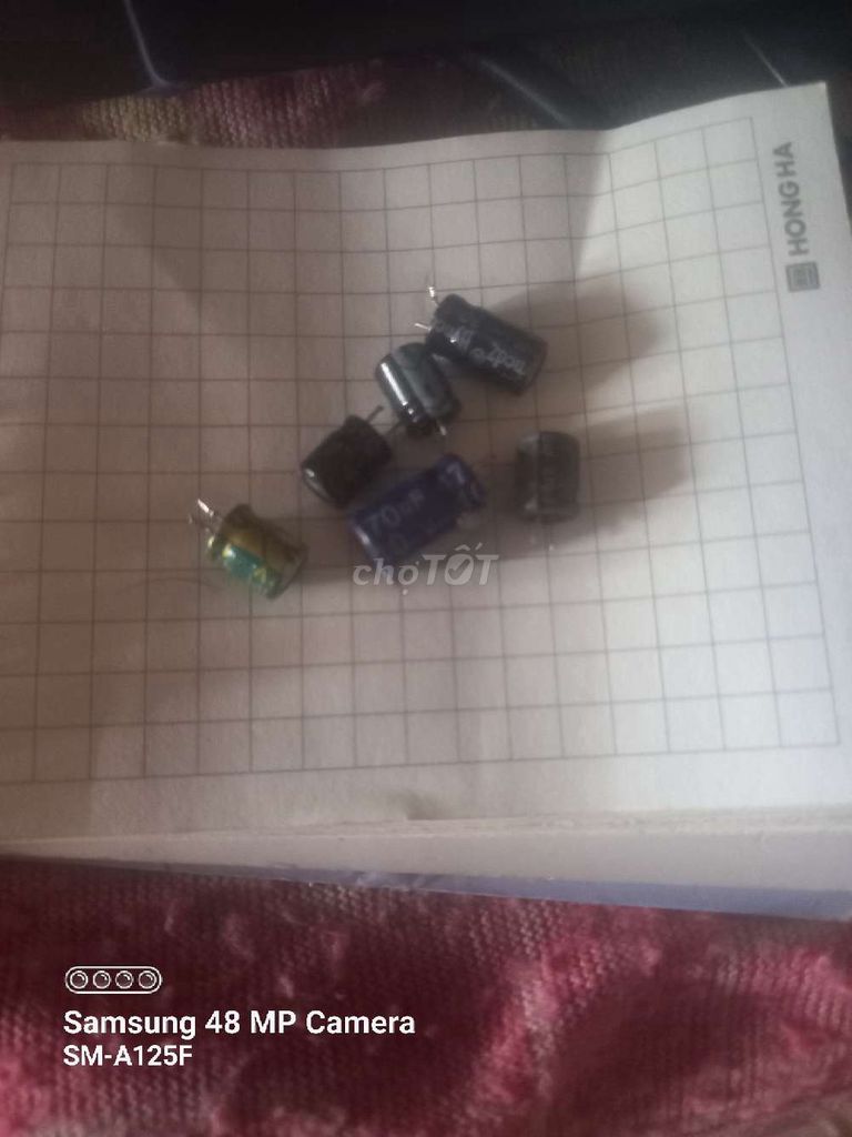 Tụ điện 10V 470uF Tháo máy. Mua bán Linh kiện (RAM, Card...) tại Huyện Cai Lậy Tiền Giang được đăng bởi Sói cát và Sói bạc hình 1