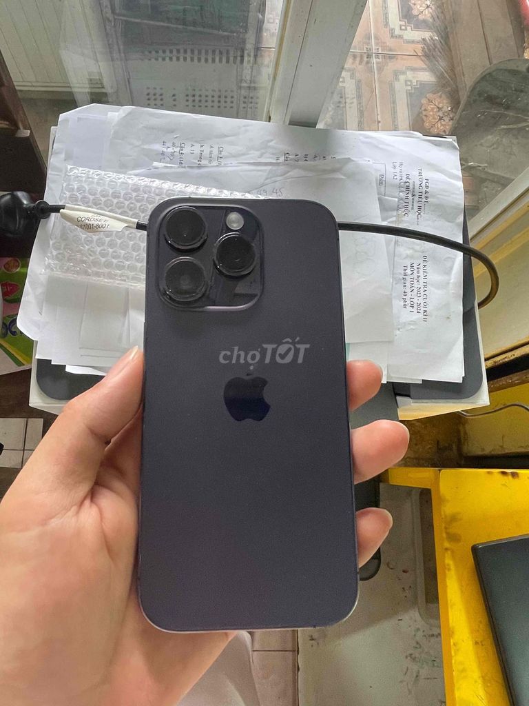 iPhone 14 Pro 256GB Tím Quốc tế. Mua bán Điện thoại tại Quận Bình Tân Tp Hồ Chí Minh được đăng bởi Huyền hình 1