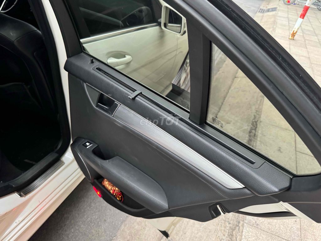 Mercedes Benz C Class 2012 C300 AMG - 73000 km. Mua bán Ô tô tại Quận 12 Tp Hồ Chí Minh được đăng bởi ÔTÔ THẠNH XUÂN hình 13