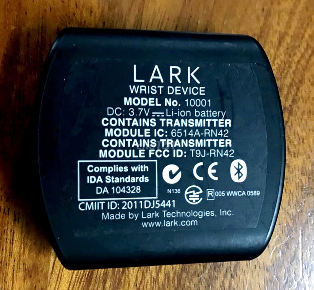 Thiết bị đeo tay LARK 10001 Đen. Mua bán Thiết bị đeo thông minh tại Quận Phú Nhuận Tp Hồ Chí Minh được đăng bởi hoa le 2 hình 1