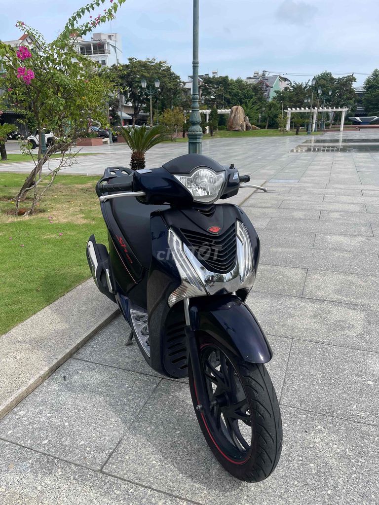Honda SH150i 2016 Черный Скутер