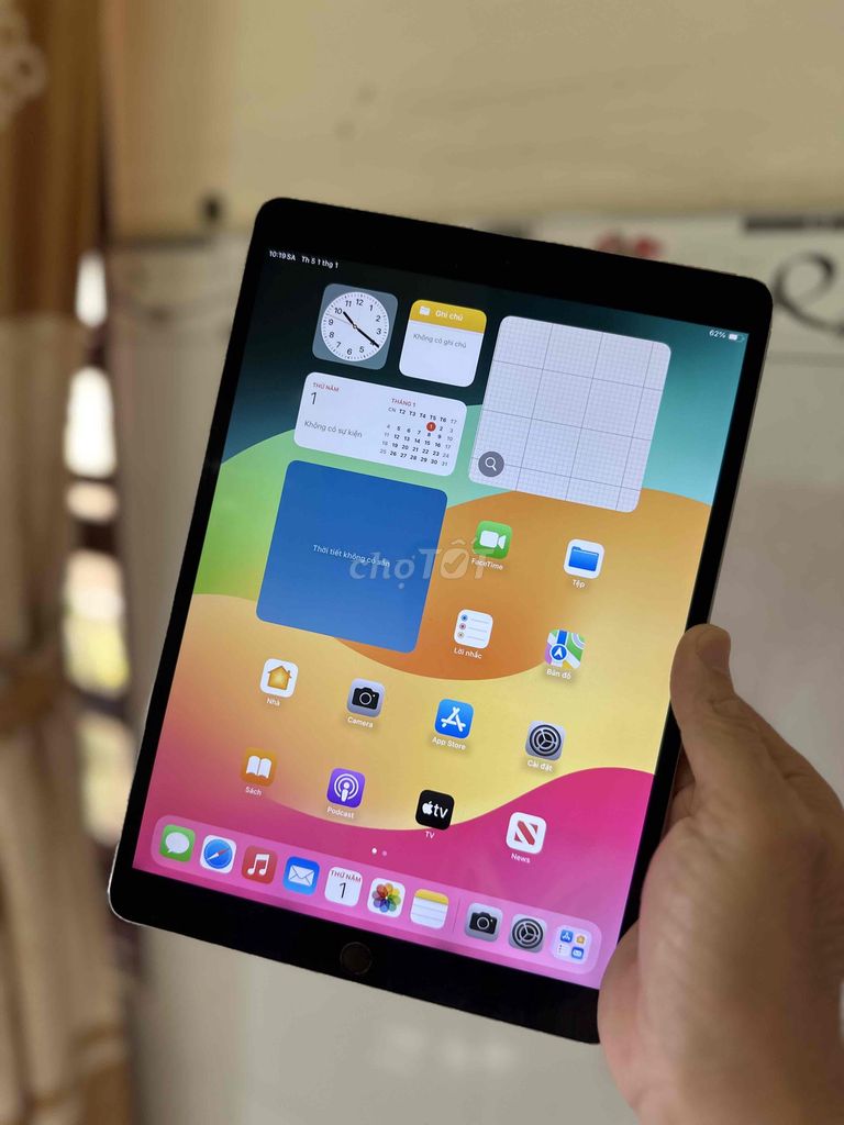 Apple iPad Pro 10.5 inch 256GB giải trí siêu mượt. Mua bán Máy tính bảng tại Quận Bình Tân Tp Hồ Chí Minh được đăng bởi Tâm Như Store hình 1