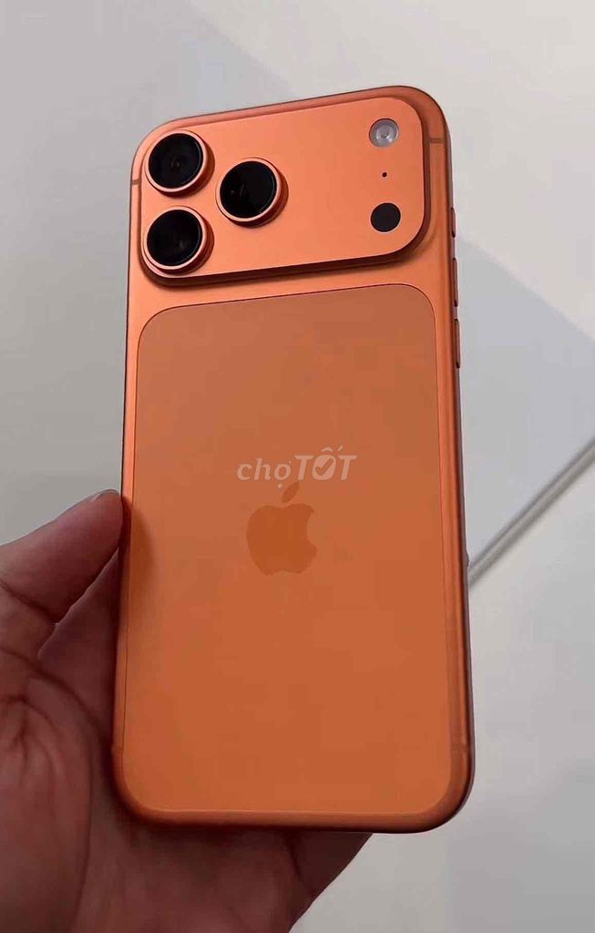 iPhone 17 Pro Max 256G new seal fullbox màu Cam. Mua bán Điện thoại tại Quận Hải Châu Đà Nẵng được đăng bởi TUẤN LUXURY MOBILE ĐÀ NẴNG hình 1