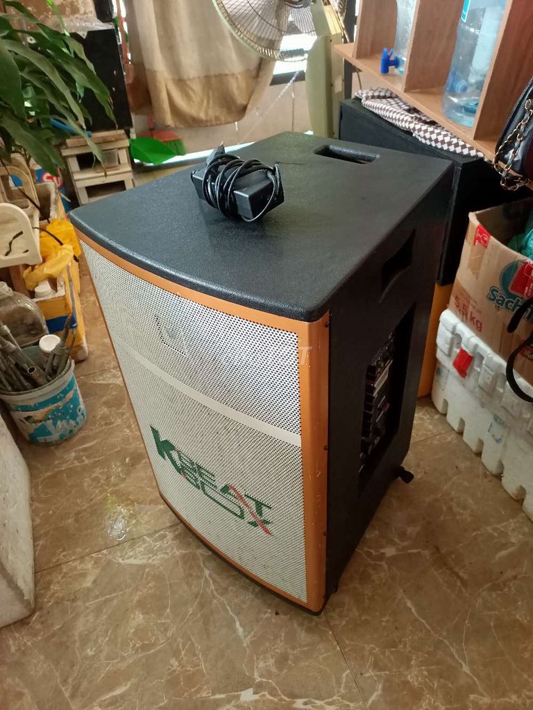 Loa kéo Kbeatbox bass 40 nguyên rin, còn mới 95%,. Mua bán Tivi, Âm thanh tại Quận Cẩm Lệ Đà Nẵng được đăng bởi Hoàng Tôn hình 1