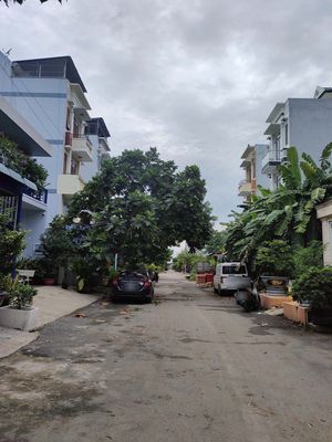 Bán Gấp!Nền Đất 5x16m, Sổ Riêng, Hỗ Trợ Vay Bank, Mặt Tiền F.Bình Đông