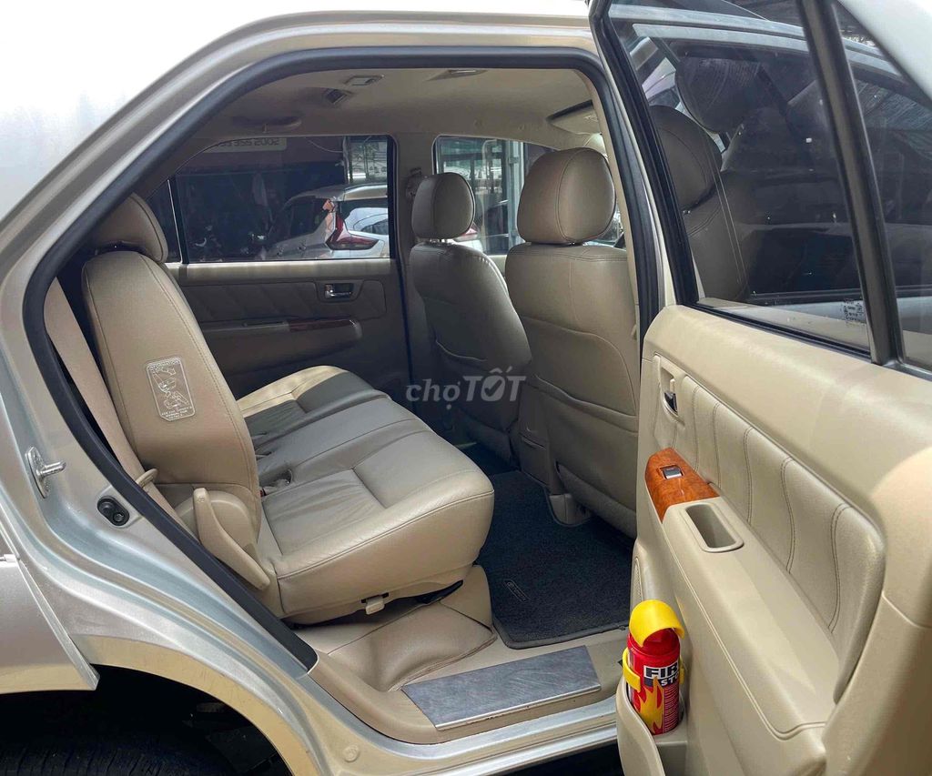 Toyota Fortuner 2011 2.7V - 34000 km. Mua bán Ô tô tại Quận 12 Tp Hồ Chí Minh được đăng bởi F2Auto hình 13
