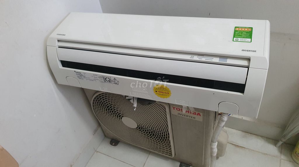 Máy lạnh Toshiba trắng 1HP inverter 2021 mới 97%